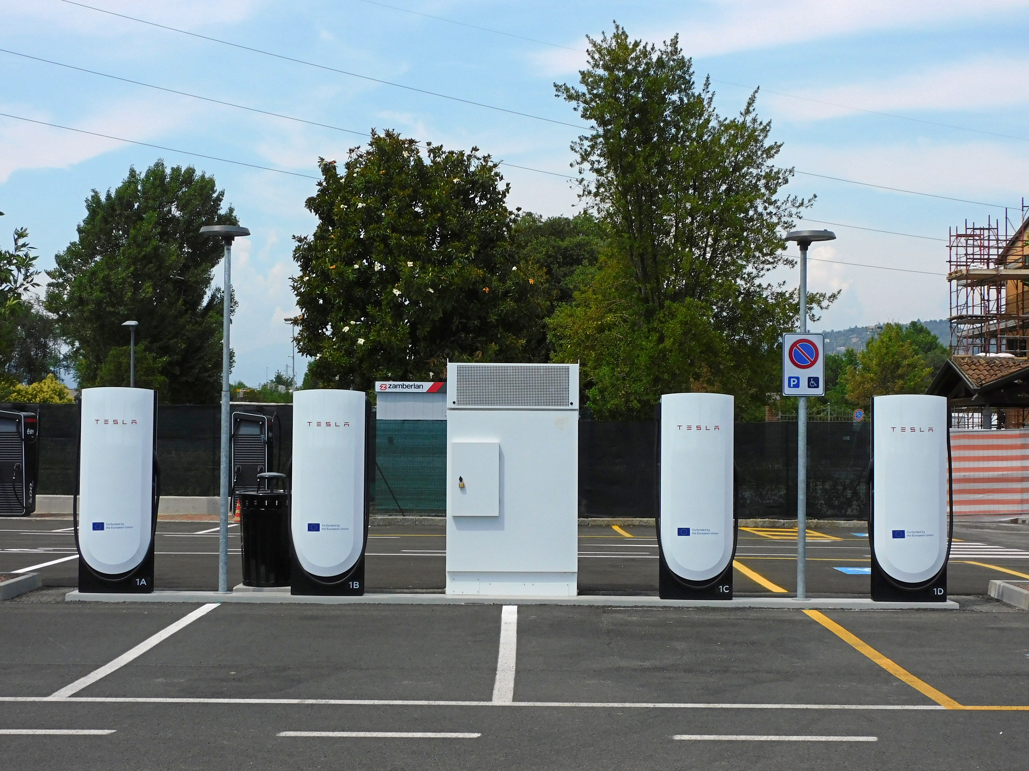 EVgo Superchargers: Tesla V4 Stations Are Coming to US Cities